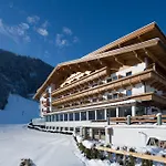 Hotel Bergland 3*