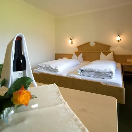 Hotel Bergland 3*