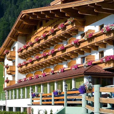 Bergland 3* Pertisau